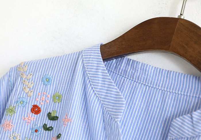 Custom wholesale embroidery striped dress