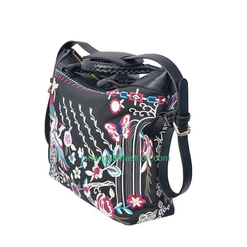 Custom wholesale ladies embroidery boho bag